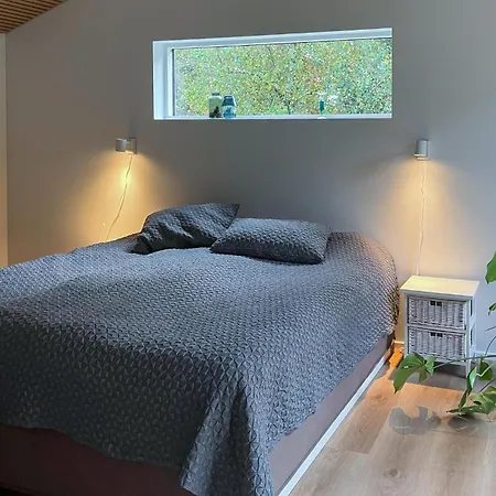 Дом отдыха 3 Bedroom Gorgeous Себю